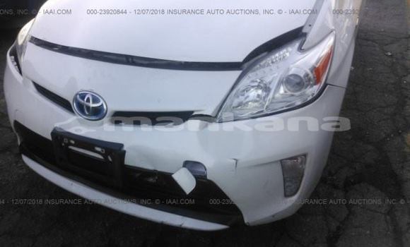 Buy Used Toyota Prius White Car in Tbilisi in Tbilisi Buy Used Toyota Prius White Car in Tbilisi in Tbilisi