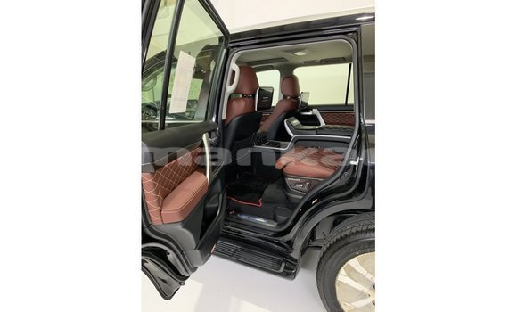 Buy Import Toyota Land Cruiser Black Car in Import - Dubai in Abhasia Buy Import Toyota Land Cruiser Black Car in Import - Dubai in Abhasia