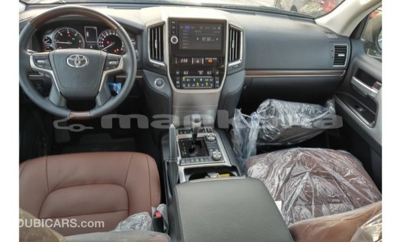 Buy Import Toyota Land Cruiser Black Car in Import - Dubai in Abhasia Buy Import Toyota Land Cruiser Black Car in Import - Dubai in Abhasia