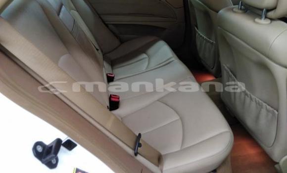 Buy Used Mercedes-Benz E-klasse White Car in Tbilisi in Tbilisi Buy Used Mercedes-Benz E-klasse White Car in Tbilisi in Tbilisi