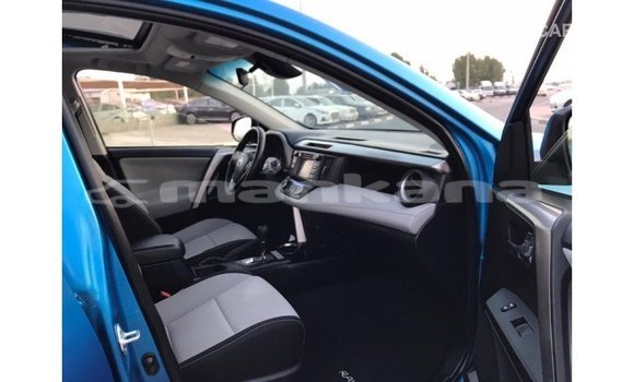 Buy Import Toyota HiAce Blue Truck in Import - Dubai in Abhasia Buy Import Toyota HiAce Blue Truck in Import - Dubai in Abhasia