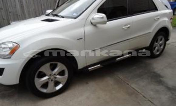 Buy Used Mercedes-Benz ML–Class White Car in Tbilisi in Tbilisi Buy Used Mercedes-Benz ML–Class White Car in Tbilisi in Tbilisi