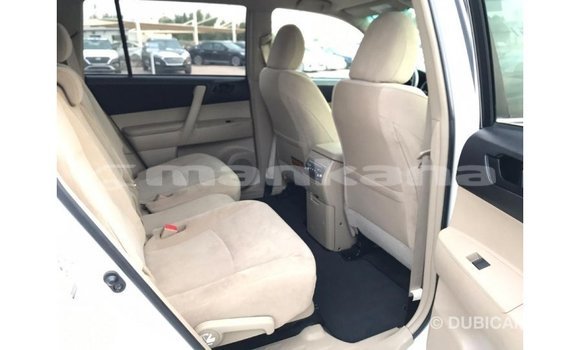Buy Import Toyota Highlander White Car in Import - Dubai in Abhasia Buy Import Toyota Highlander White Car in Import - Dubai in Abhasia