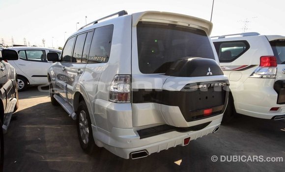 Buy Import Mitsubishi Pajero White Car in Import - Dubai in Abhasia Buy Import Mitsubishi Pajero White Car in Import - Dubai in Abhasia
