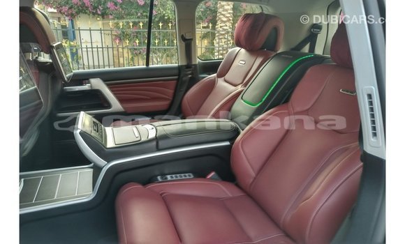 Buy Import Toyota Land Cruiser Black Car in Import - Dubai in Abhasia Buy Import Toyota Land Cruiser Black Car in Import - Dubai in Abhasia