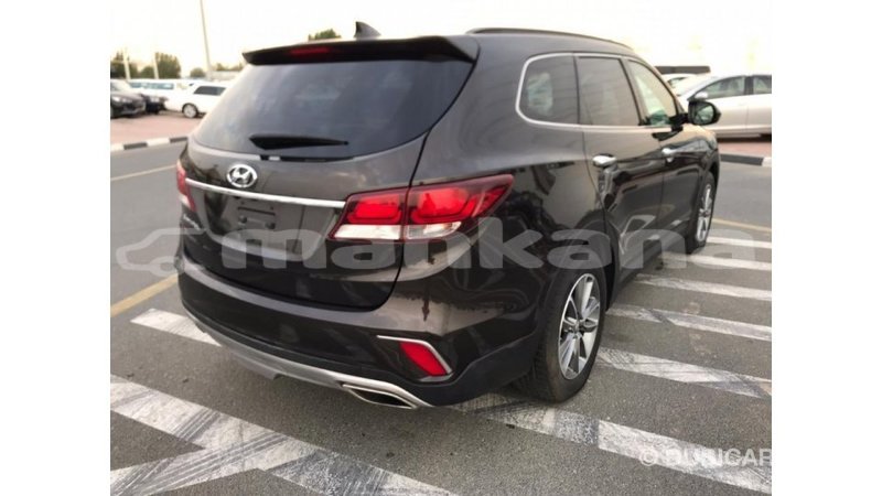 Big with watermark hyundai santa fe abhasia import dubai 1853