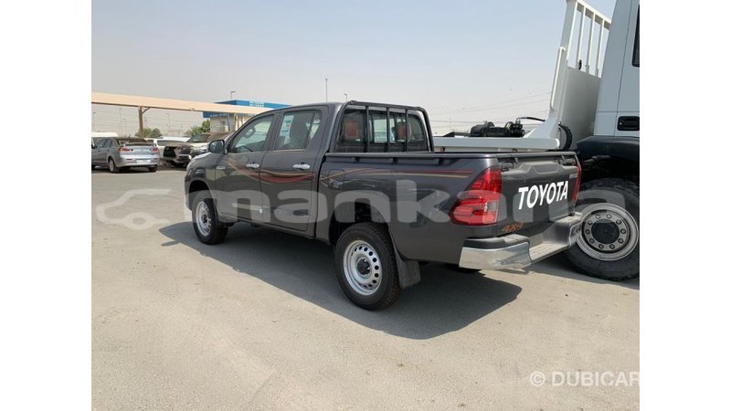 Big with watermark toyota hilux abhasia import dubai 1863