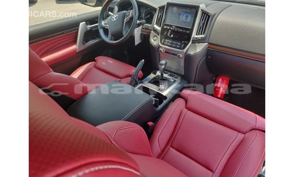 Buy Import Toyota Land Cruiser Black Car in Import - Dubai in Abhasia Buy Import Toyota Land Cruiser Black Car in Import - Dubai in Abhasia