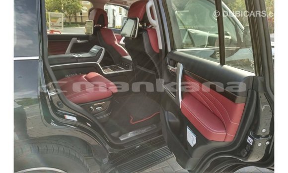 Buy Import Toyota Land Cruiser Black Car in Import - Dubai in Abhasia Buy Import Toyota Land Cruiser Black Car in Import - Dubai in Abhasia