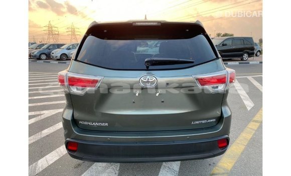 Buy Import Toyota Highlander Green Car in Import - Dubai in Abhasia Buy Import Toyota Highlander Green Car in Import - Dubai in Abhasia
