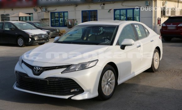 Buy Import Toyota Camry White Car in Import - Dubai in Abhasia Buy Import Toyota Camry White Car in Import - Dubai in Abhasia