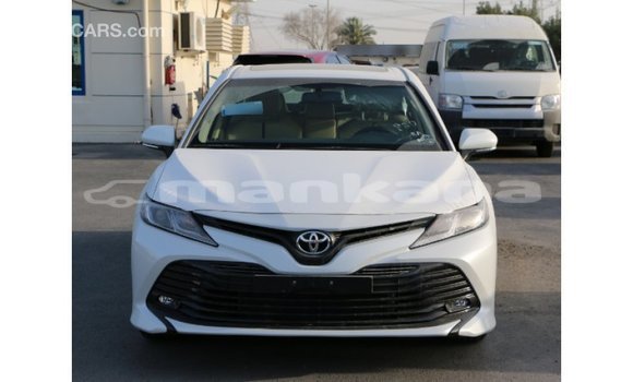 Buy Import Toyota Camry White Car in Import - Dubai in Abhasia Buy Import Toyota Camry White Car in Import - Dubai in Abhasia