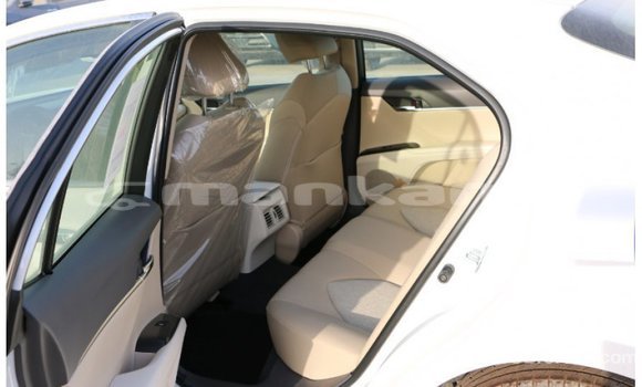 Buy Import Toyota Camry White Car in Import - Dubai in Abhasia Buy Import Toyota Camry White Car in Import - Dubai in Abhasia