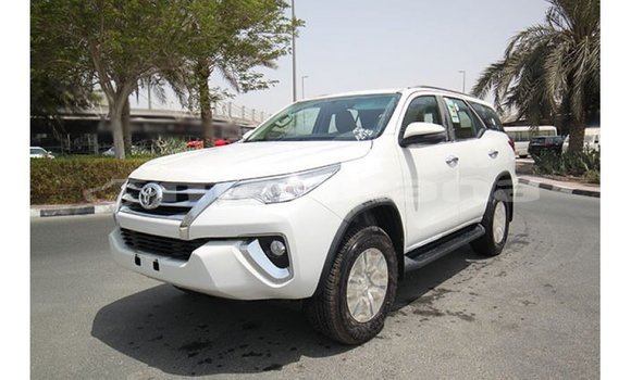 Buy Import Toyota Fortuner White Car in Import - Dubai in Abhasia Buy Import Toyota Fortuner White Car in Import - Dubai in Abhasia