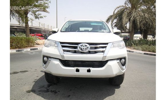 Buy Import Toyota Fortuner White Car in Import - Dubai in Abhasia Buy Import Toyota Fortuner White Car in Import - Dubai in Abhasia