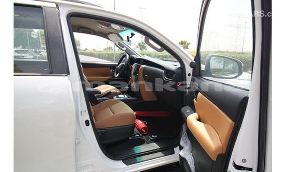 Buy Import Toyota Fortuner White Car in Import - Dubai in Abhasia Buy Import Toyota Fortuner White Car in Import - Dubai in Abhasia