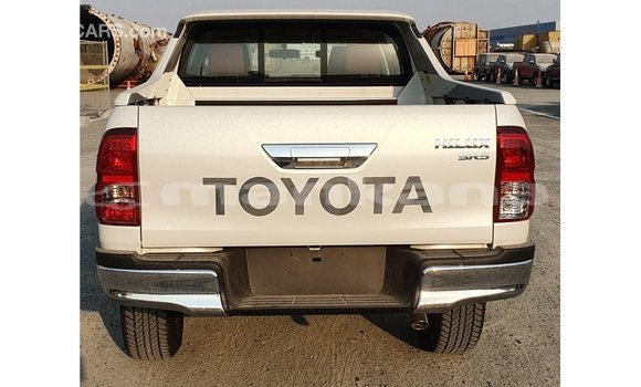 Buy Import Toyota Hilux White Car in Import - Dubai in Abhasia Buy Import Toyota Hilux White Car in Import - Dubai in Abhasia