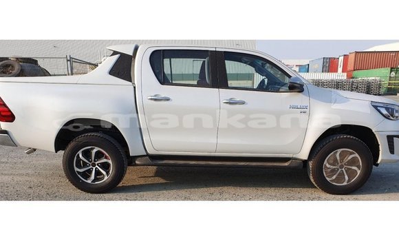 Buy Import Toyota Hilux White Car in Import - Dubai in Abhasia Buy Import Toyota Hilux White Car in Import - Dubai in Abhasia