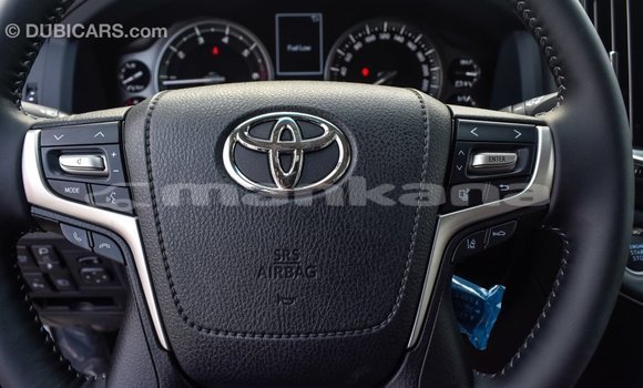 Buy Import Toyota Land Cruiser White Car in Import - Dubai in Abhasia Buy Import Toyota Land Cruiser White Car in Import - Dubai in Abhasia