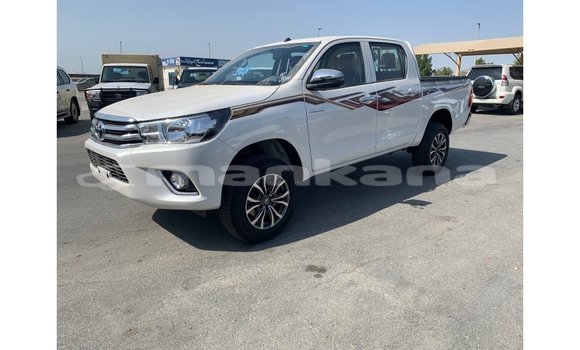 Buy Import Toyota Hilux White Car in Import - Dubai in Abhasia Buy Import Toyota Hilux White Car in Import - Dubai in Abhasia