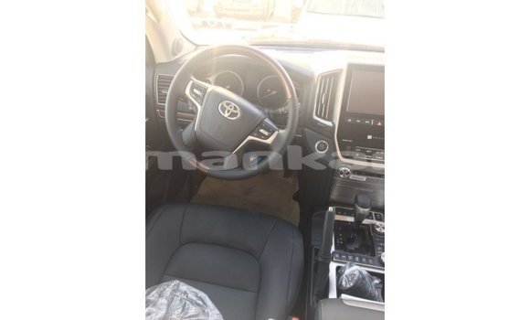 Buy Import Toyota Land Cruiser Black Car in Import - Dubai in Abhasia Buy Import Toyota Land Cruiser Black Car in Import - Dubai in Abhasia