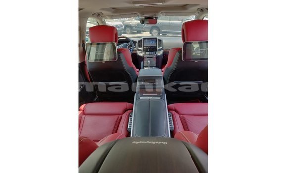 Buy Import Toyota Land Cruiser Red Car in Import - Dubai in Abhasia Buy Import Toyota Land Cruiser Red Car in Import - Dubai in Abhasia