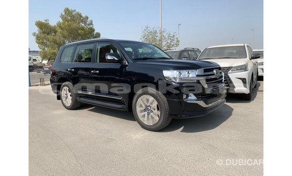 Buy Import Toyota Land Cruiser Red Car in Import - Dubai in Abhasia Buy Import Toyota Land Cruiser Red Car in Import - Dubai in Abhasia