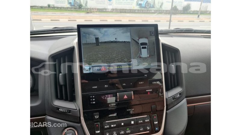 Big with watermark toyota land cruiser abhasia import dubai 1964