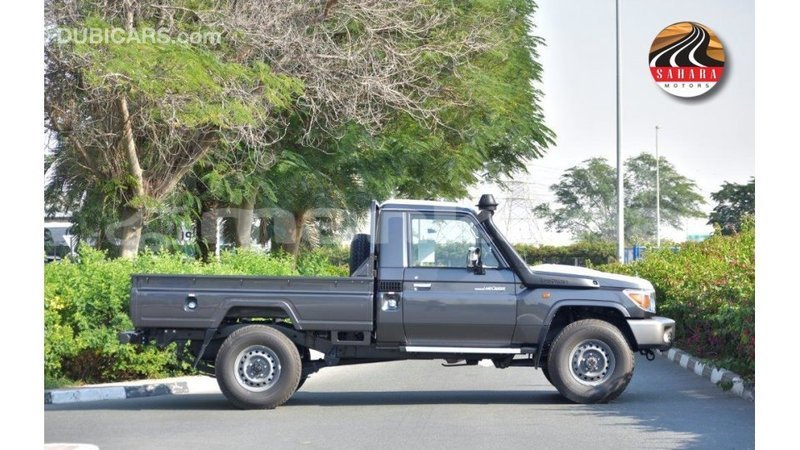 Big with watermark toyota land cruiser abhasia import dubai 1965