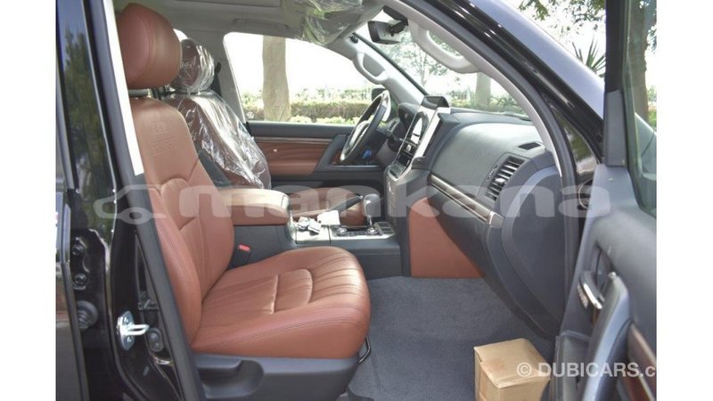 Big with watermark toyota land cruiser abhasia import dubai 1970