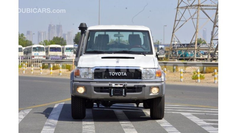 Big with watermark toyota land cruiser abhasia import dubai 1971