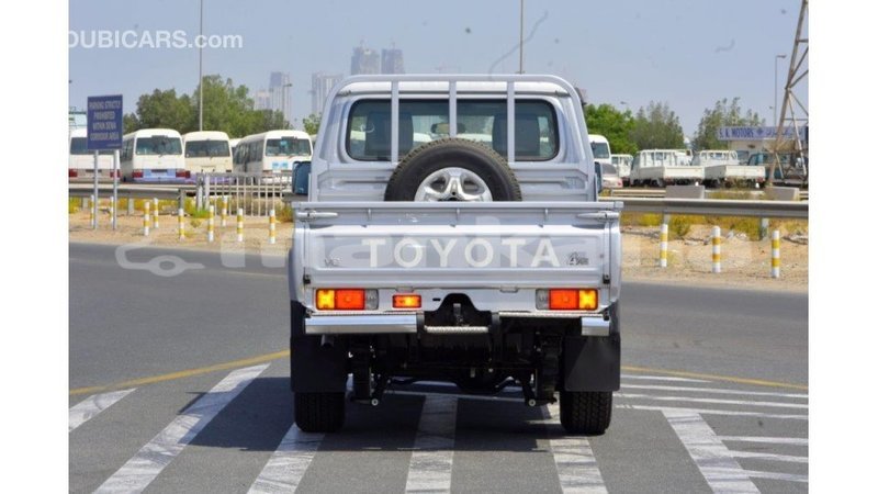 Big with watermark toyota land cruiser abhasia import dubai 1971