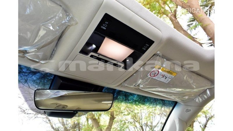 Big with watermark toyota land cruiser abhasia import dubai 1977