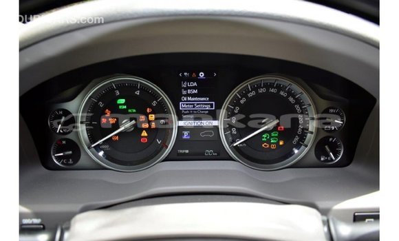 Buy Import Toyota Land Cruiser White Car in Import - Dubai in Abhasia Buy Import Toyota Land Cruiser White Car in Import - Dubai in Abhasia