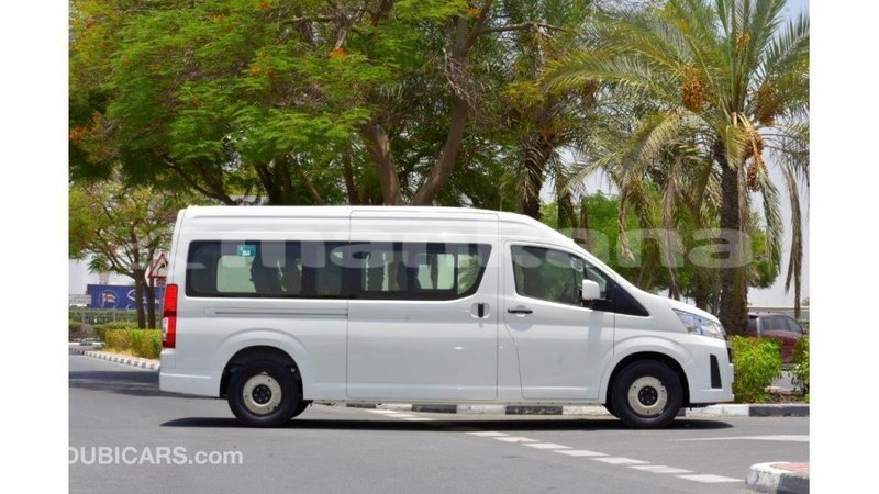 Big with watermark toyota hiace abhasia import dubai 1983