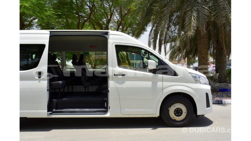 Big with watermark toyota hiace abhasia import dubai 1983