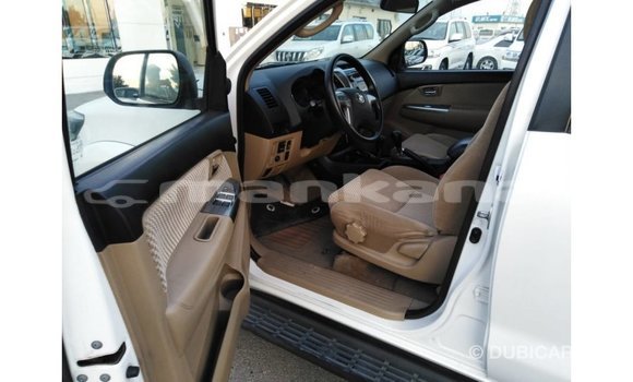Buy Import Toyota Fortuner White Car in Import - Dubai in Abhasia Buy Import Toyota Fortuner White Car in Import - Dubai in Abhasia
