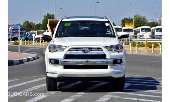 Buy Import Toyota HiAce White Truck in Import - Dubai in Abhasia Buy Import Toyota HiAce White Truck in Import - Dubai in Abhasia