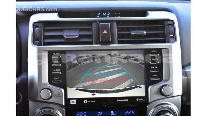 Big with watermark toyota hiace abhasia import dubai 1986