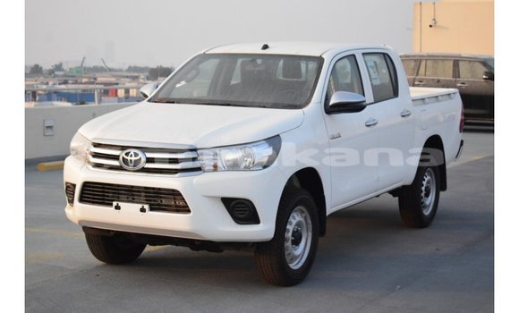 Buy Import Toyota Hilux White Car in Import - Dubai in Abhasia Buy Import Toyota Hilux White Car in Import - Dubai in Abhasia