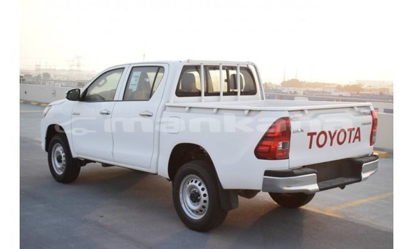 Buy Import Toyota Hilux White Car in Import - Dubai in Abhasia Buy Import Toyota Hilux White Car in Import - Dubai in Abhasia