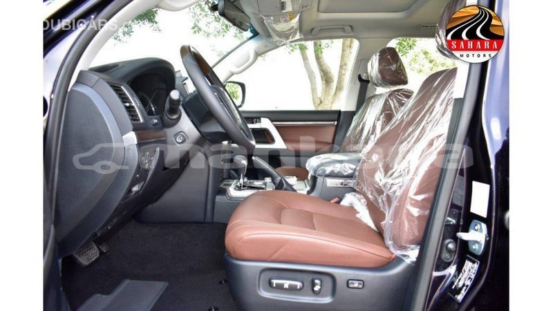 Big with watermark toyota land cruiser abhasia import dubai 1990