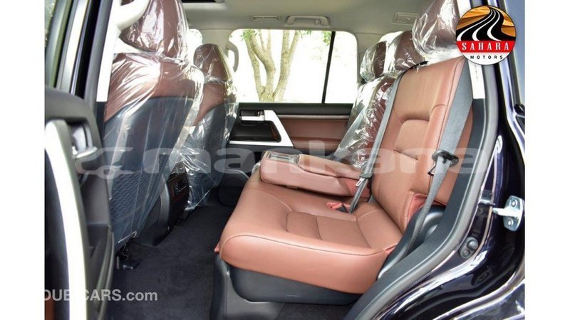 Big with watermark toyota land cruiser abhasia import dubai 1990