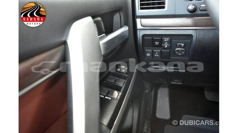 Big with watermark toyota land cruiser abhasia import dubai 1990