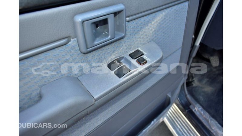 Big with watermark toyota land cruiser abhasia import dubai 1993