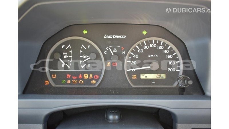 Big with watermark toyota land cruiser abhasia import dubai 1993