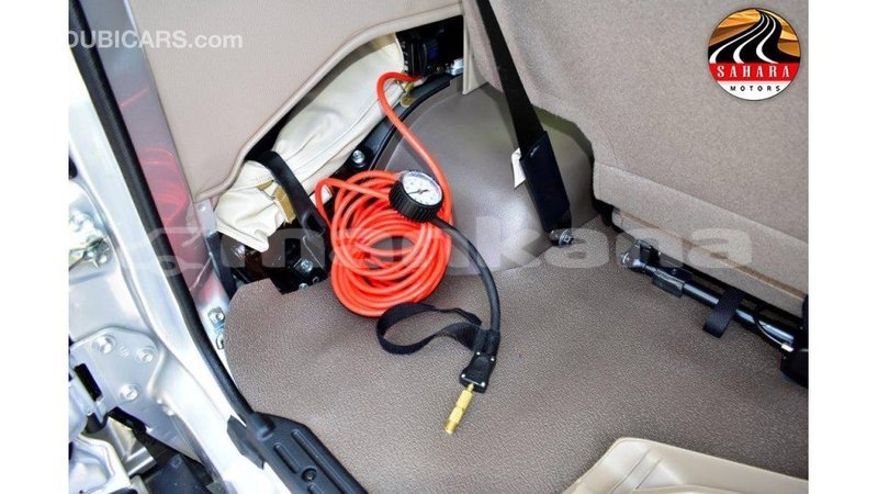 Big with watermark toyota land cruiser abhasia import dubai 1994