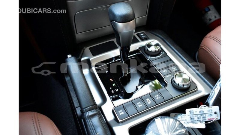 Big with watermark toyota land cruiser abhasia import dubai 1995