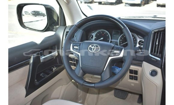 Buy Import Toyota Land Cruiser Black Car in Import - Dubai in Abhasia Buy Import Toyota Land Cruiser Black Car in Import - Dubai in Abhasia