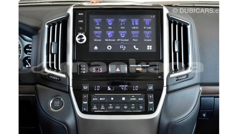 Big with watermark toyota land cruiser abhasia import dubai 1998